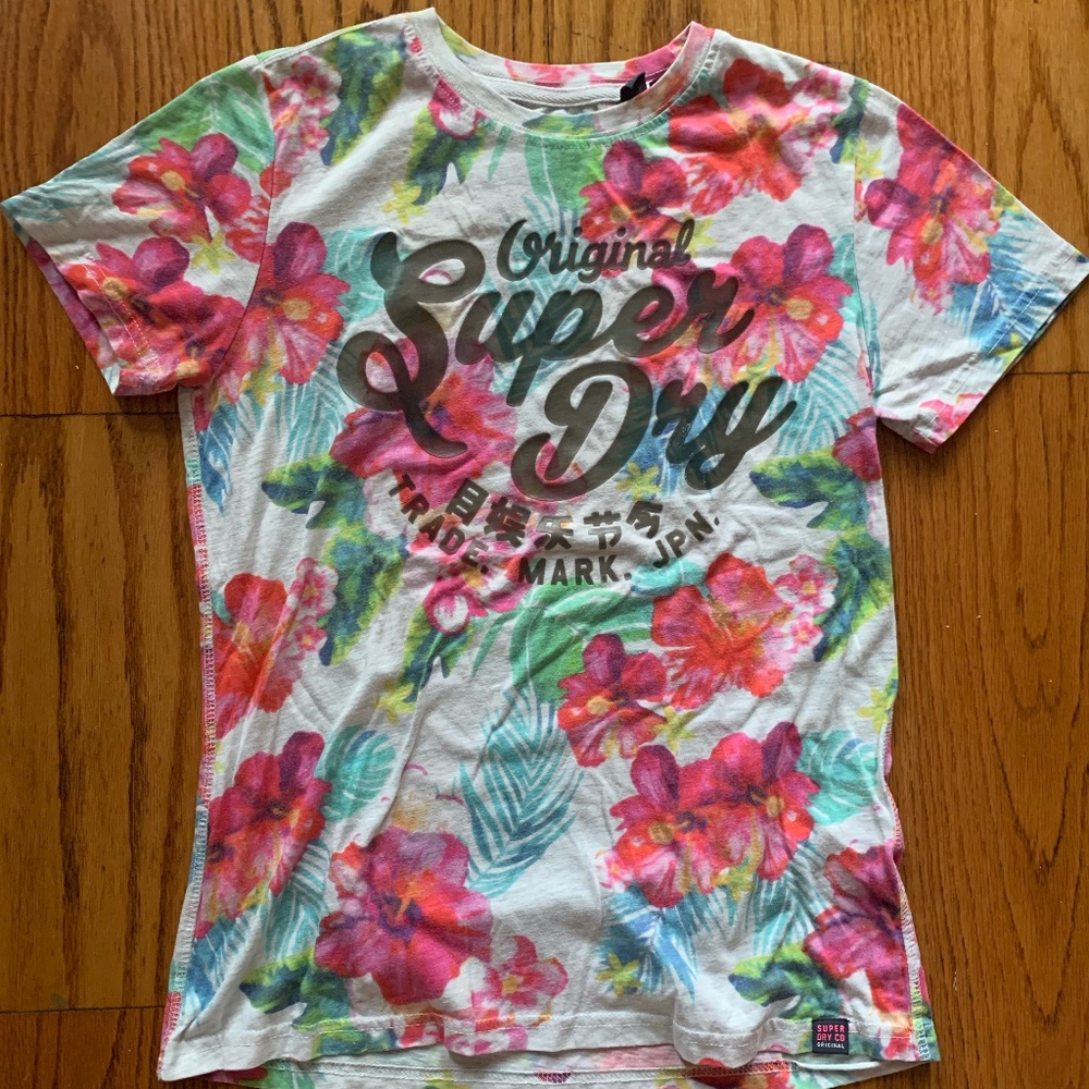 multicolor superdry T-shirt